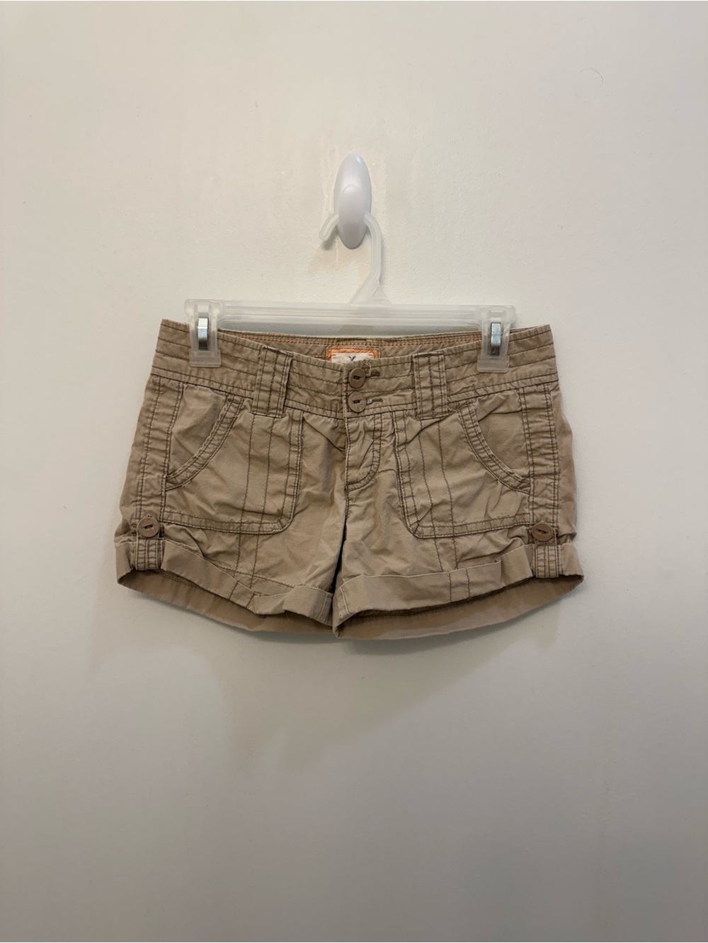Vintage 2000s American Eagle Outfitters Khaki Cargo Shorts